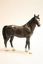 Статуэтка лошадь темно-коричневая